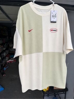 Nike Men’s Liverpool Airmax Premium Shirt - NEW